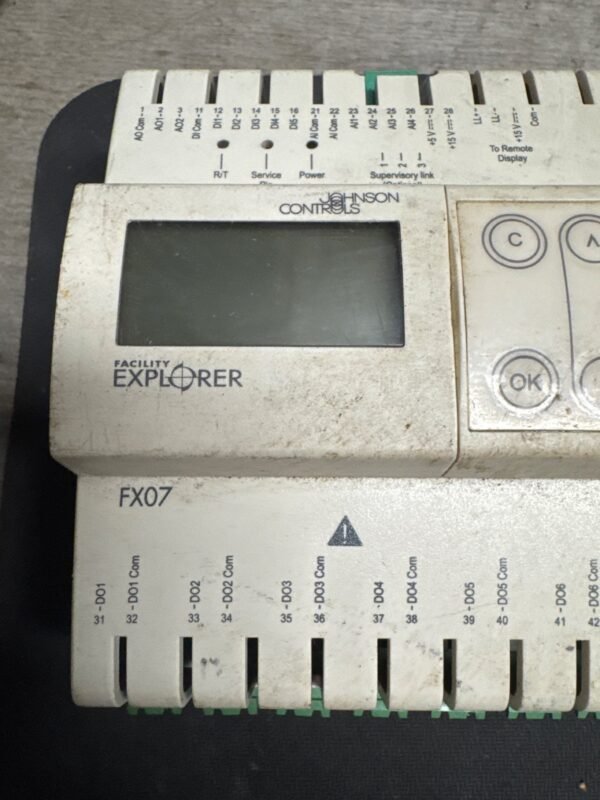 tote-001-item-20260919-053928-2048960468-03.jpg Johnson Controls Facility Explorer FX07 Controller FX07