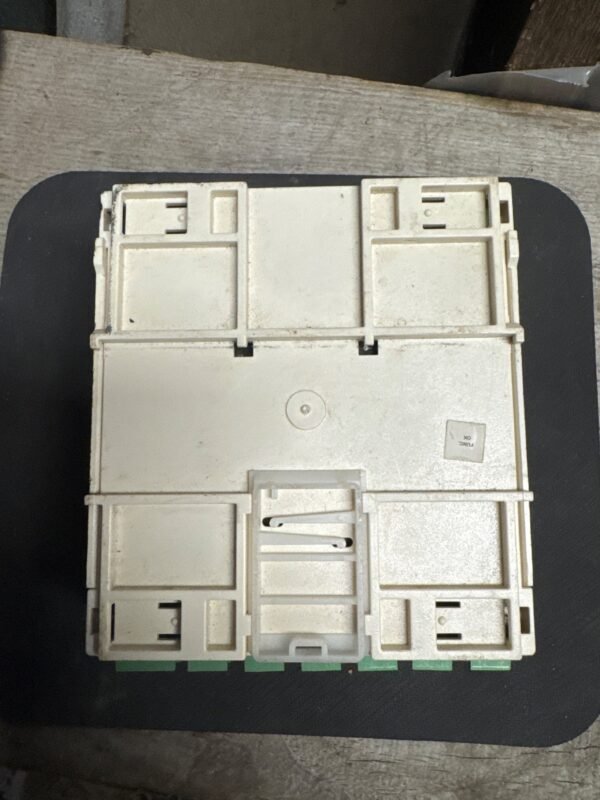 tote-001-item-20260919-053928-f0132bfc3b-02.jpg Johnson Controls Facility Explorer FX07 Controller FX07